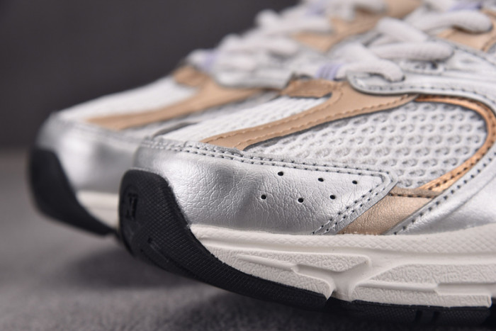 NEW BALANCE SNEAKER NB108