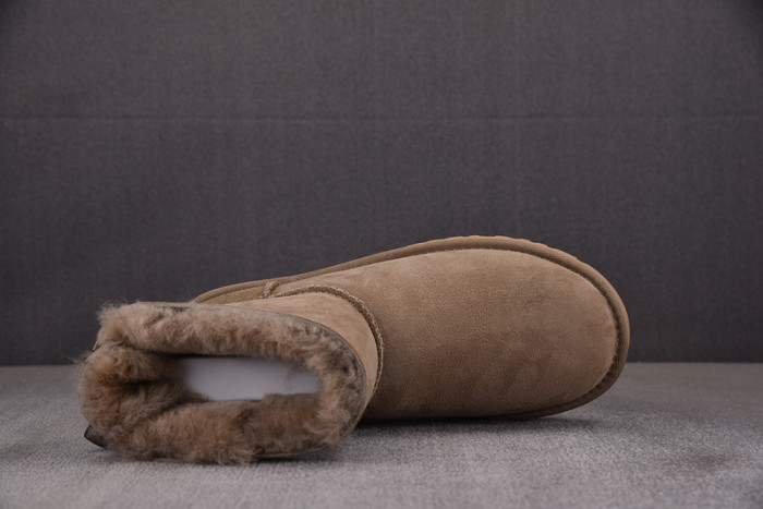 UGG Mini Bailey Bow II