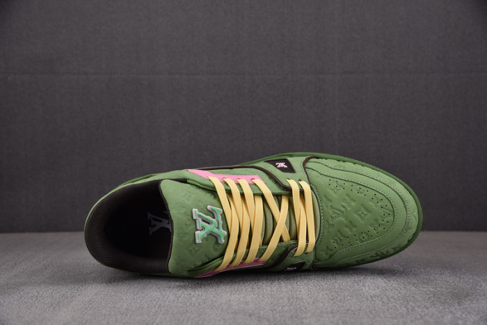 LV TRAINER SNEAKER LV-000592