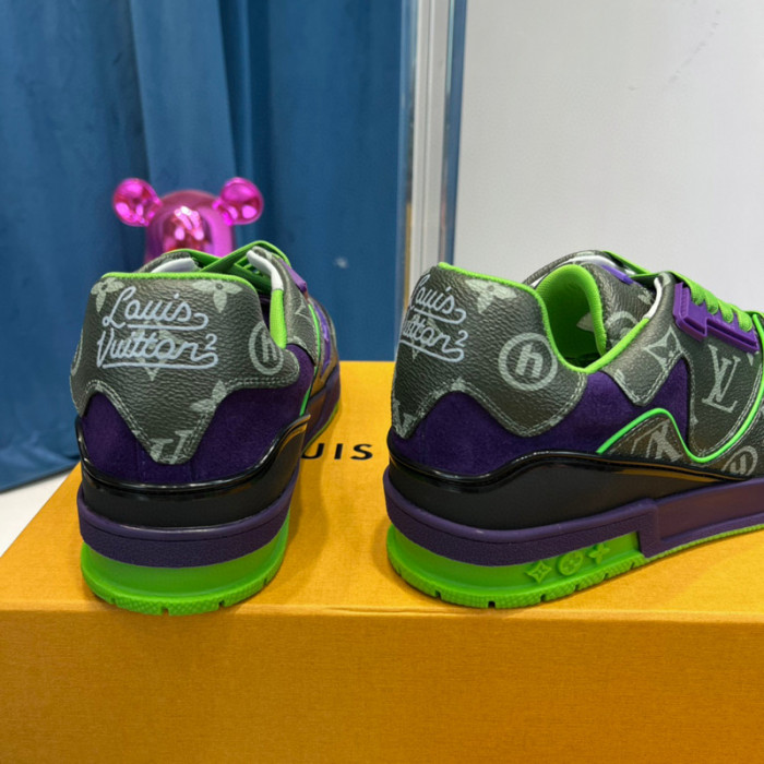 LV SNEAKER LV-000346