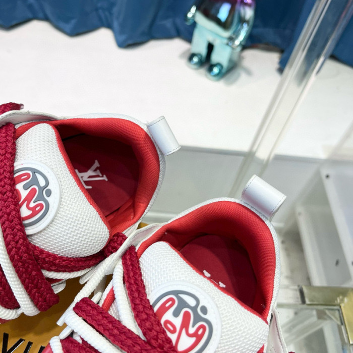 LV SNEAKER LV-000432