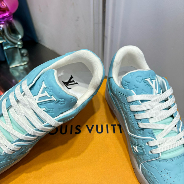LV SNEAKER LV-000518