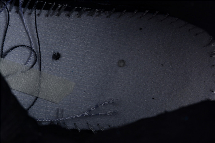 Air Jordan 1 Zoom CMFT “Gold Laser” DQ0659-700