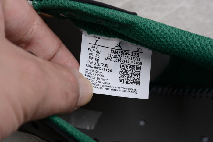 Fragment Design x Travis Scott x Air Jordan 1 Retro Low Green Black White DM7866-128