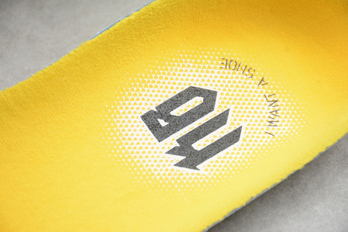 NIKE ZOOM KOBE 6 PROTRO ‘WHITE DEL SOL’’ CW2190-100