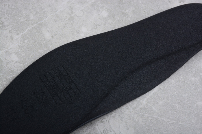 AIR JORDAN 4 “MILITARY BLACK” DH6927-111