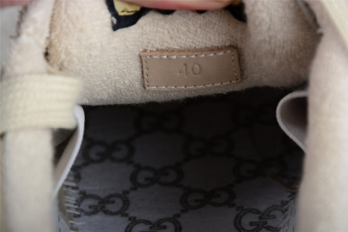 G*u*i* trainer sneaker 89