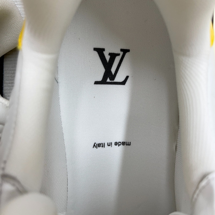 l**is V*t*n trainer sneaker lv-000021