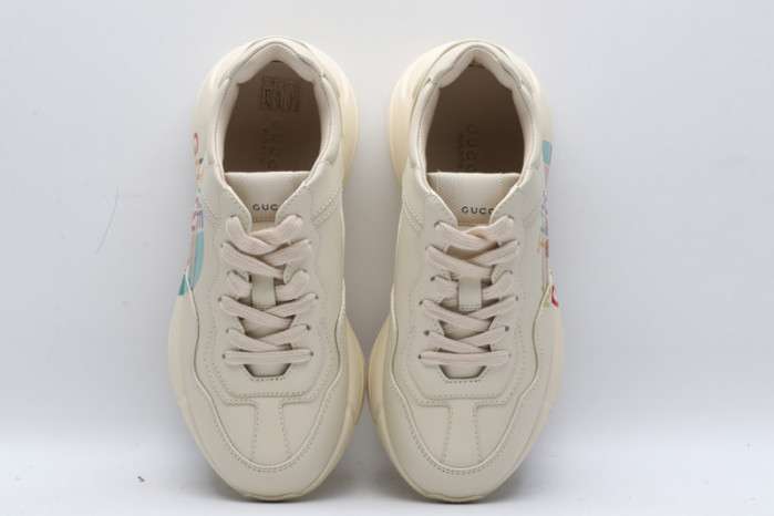 G*u*i* trainer sneaker108