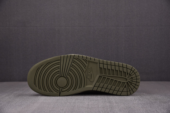 Jordan 1 Retro Low OG SP Travis Scott Olive (W) DZ4137-106