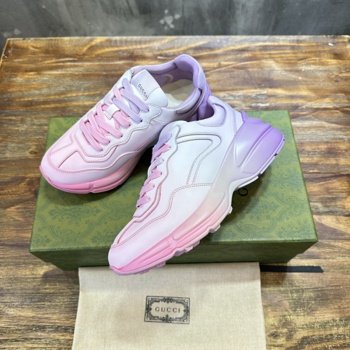 G*u*i* trainer sneaker136