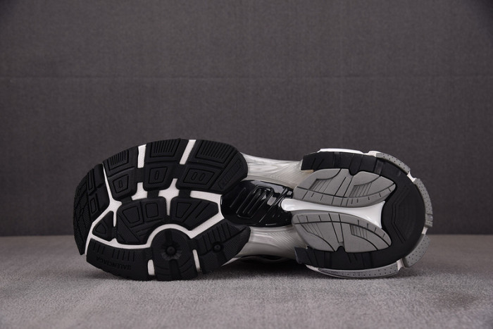 RUNNER SNEAKER RS106