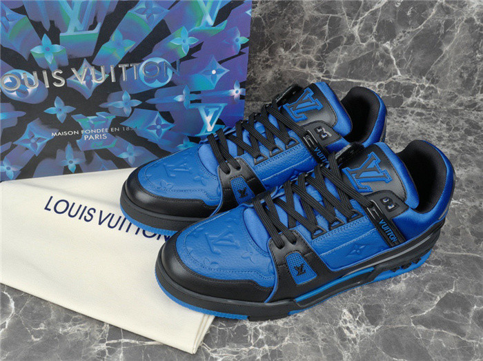 LV SNEAKER LV-000288
