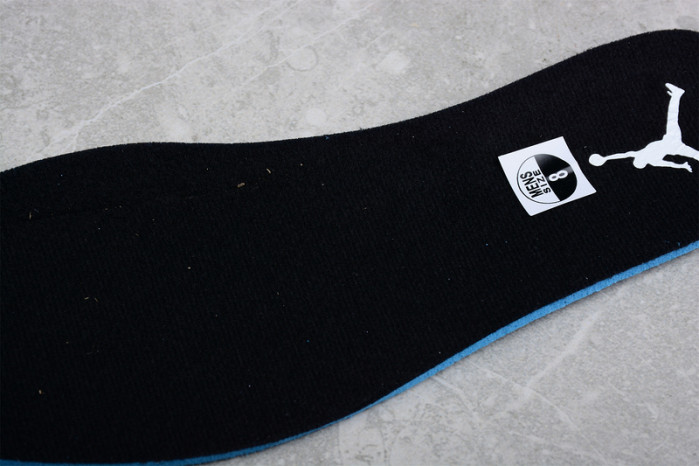 Air Jordan 1 Low “Invert” DR0502-101