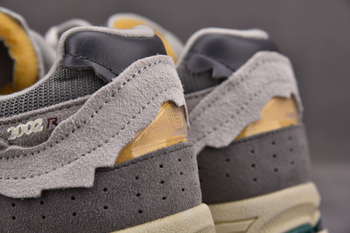 NEW BALANCE SNEAKER NB028