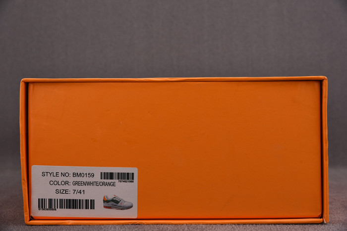 LV SNEAKER LV-000097