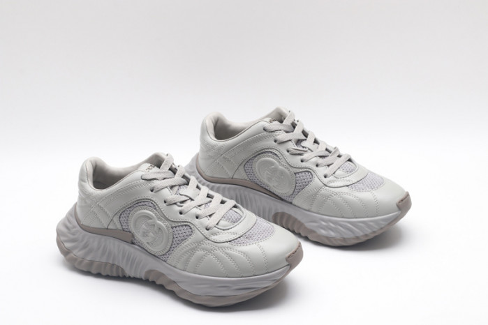 G*u*i* trainer sneaker118