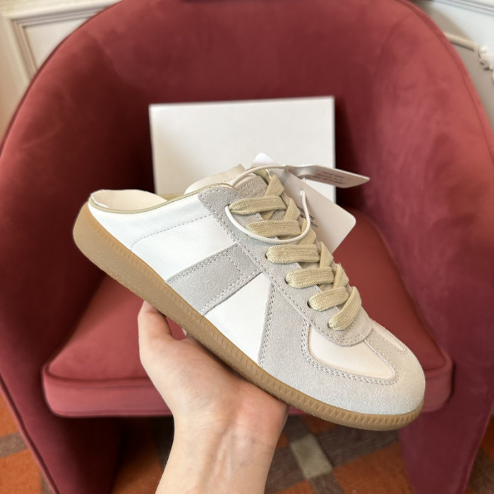 ma*s*n Ma*i*la sandals mm231