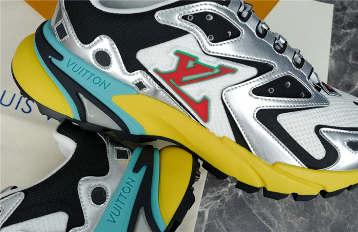 LV SNEAKER LV-000267