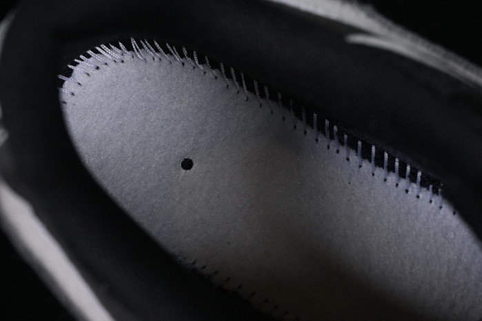 Comme des Garçons x NIKE Air Max 95 