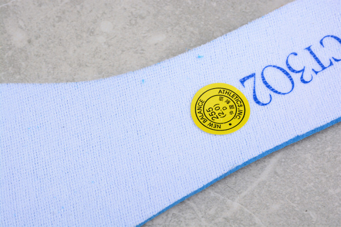 NEW BALANCE SNEAKER 009