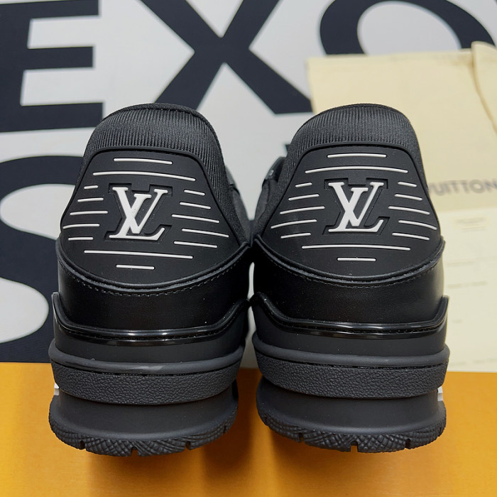l**is V*t*n trainer sneaker lv-000086