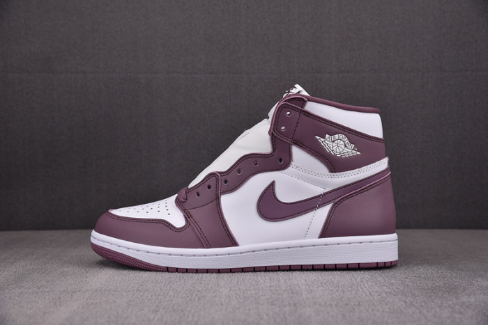 Air Jordan 1 High OG “Mauve” DZ5485-105