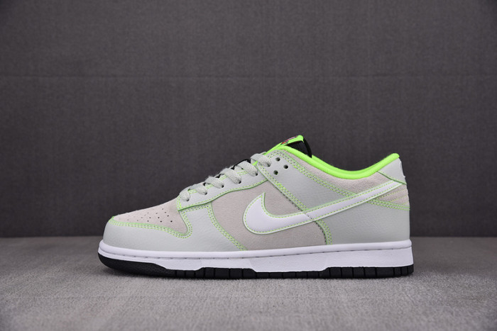 Nike Dunk Low University of Oregon PE (2023) FQ7260-001