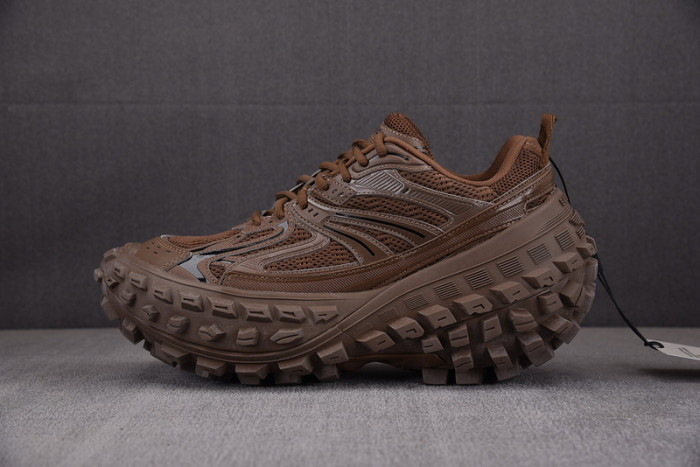 DEFENDER SNEAKER DS008