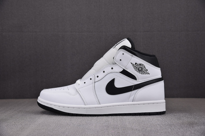 JORDAN 1 MID ''WHITE BLACK'' DQ8426-132
