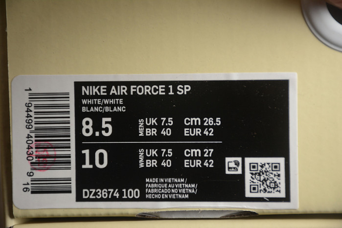 NIKE AIR FORCE 1 LOW SP BILLIE EILISH TRIPLE WHITE DZ3674-100