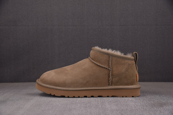 UGG Classic Ultra Mini Boot