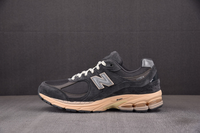 New Balance 2002R ''Phantom'' M2002RHO