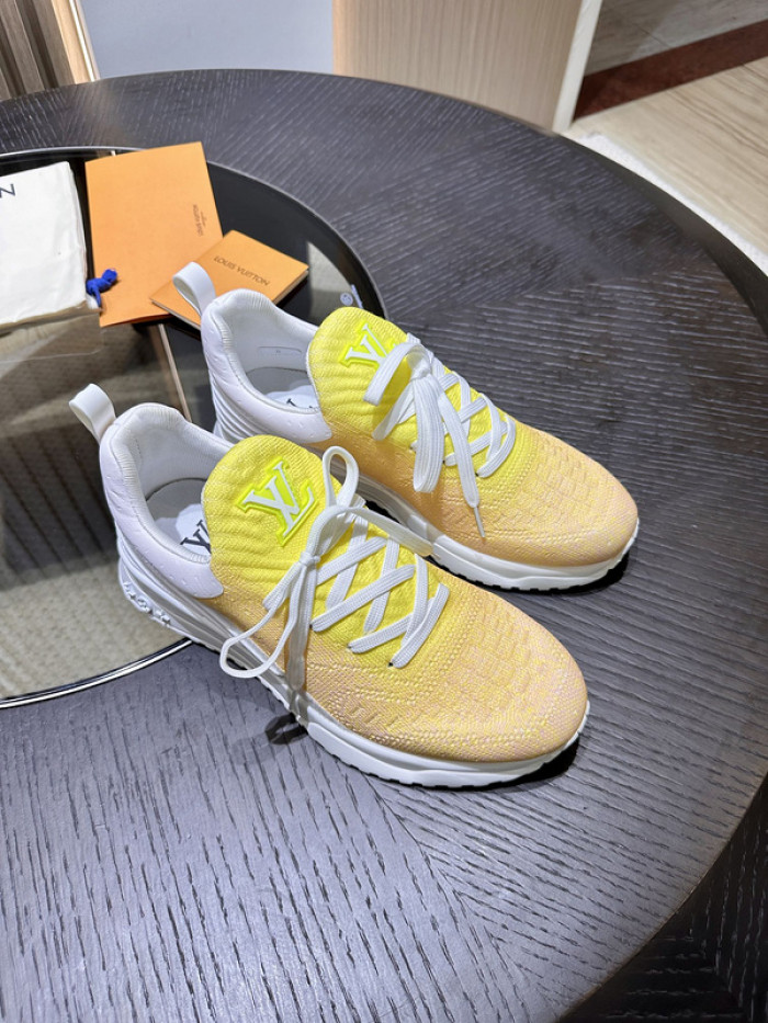 LV SNEAKER LV-000612