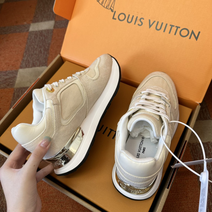 LV SNEAKER LV-000615
