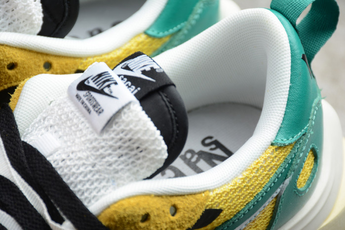 Sacai x Nike Pegasus VaporFly SP BV0073-103