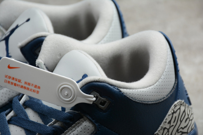 Air Jordan 3 Midnight Navy CT8532-401