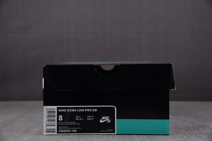 Nike SB Dunk Low Parra CN4504-100