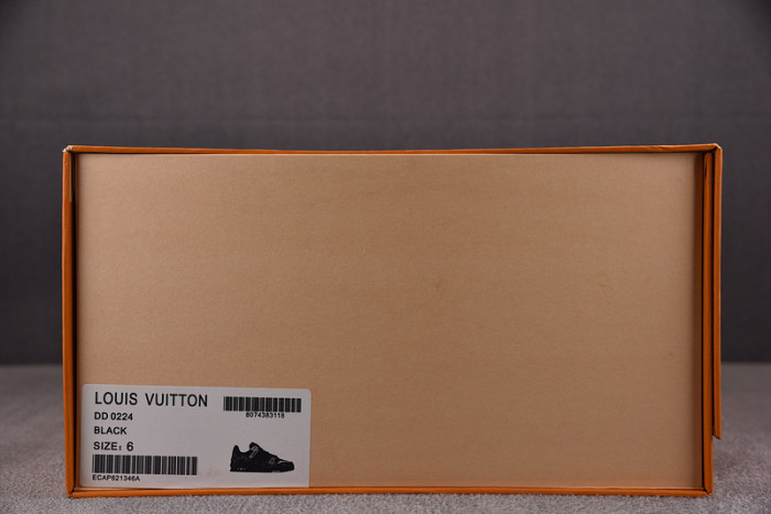 LV SNEAKER LV-000531