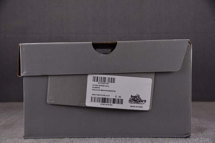 RUNNER SNEAKER RS106