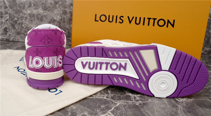 LV SNEAKER LV-000158