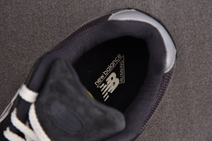 NEW BALANCE SNEAKER NB036