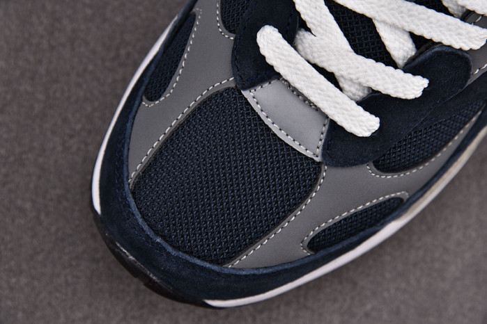 NEW BALANCE SNEAKER NB057