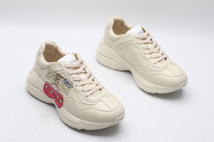 G*u*i* trainer sneaker46