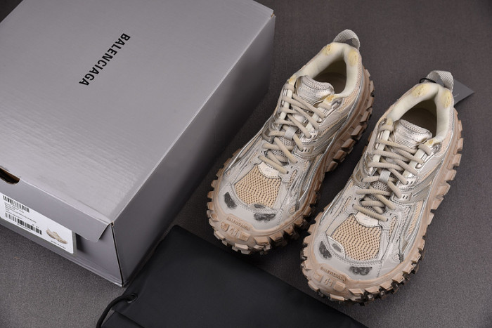 DEFENDER SNEAKER DS007