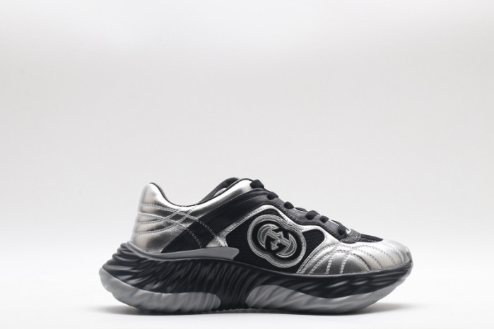 G*u*i* trainer sneaker119