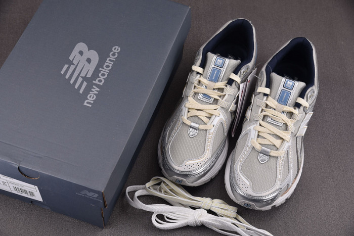 NEW BALANCE SNEAKER NB100