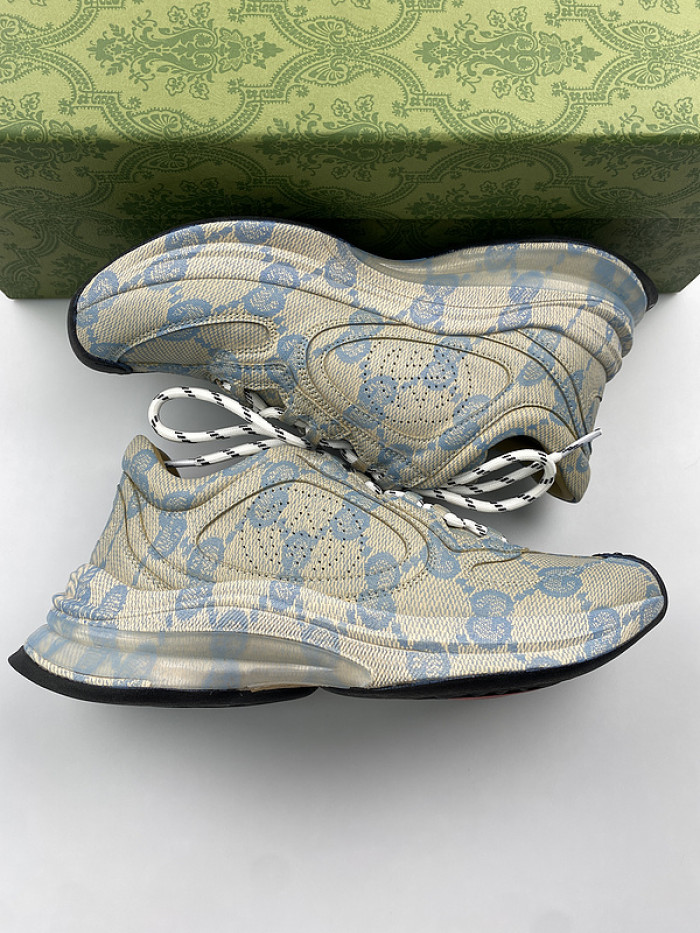 G*u*i* trainer sneaker130