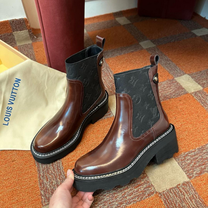 LV BOOTS L000049