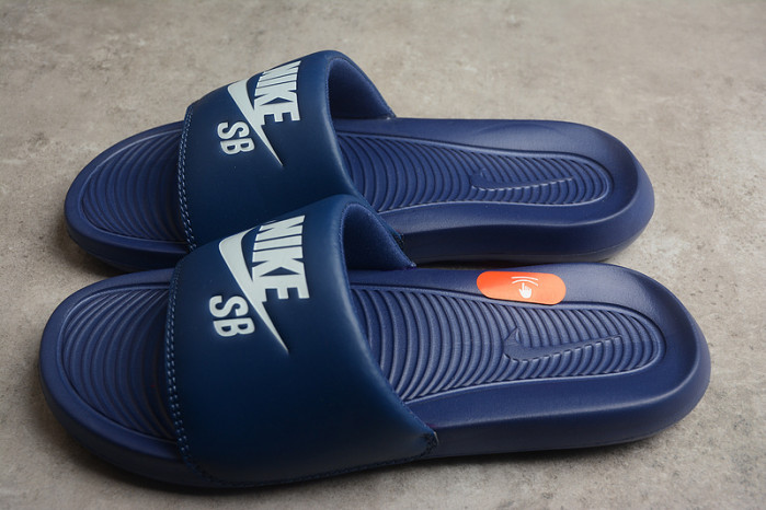 NIKE SANDALS N-025